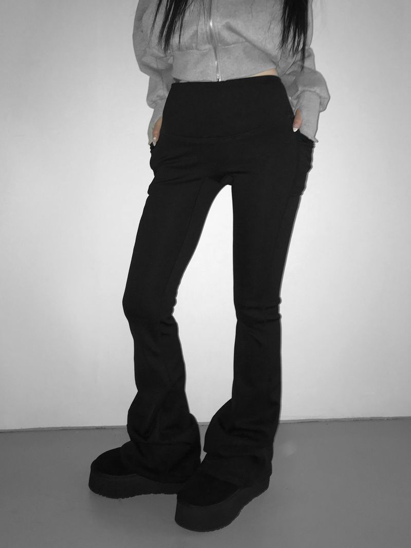 athleisure cargo leggings