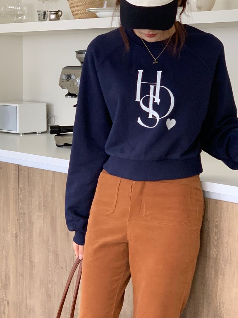 HEART LOGO CROP SWEATSHIRTS (NAVY)