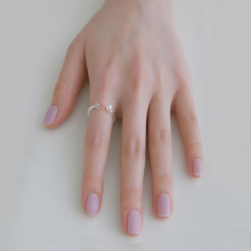 Solid Cube Pearl Open Ring