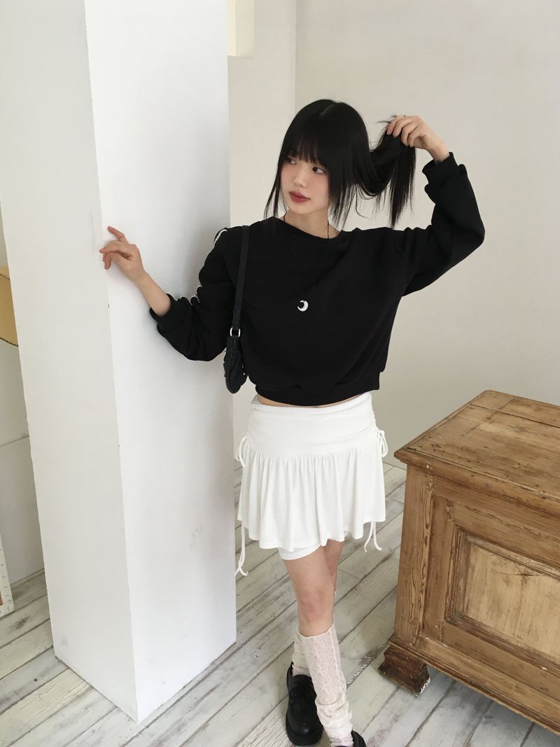 Romer lace point off-shoulder sweatshirt