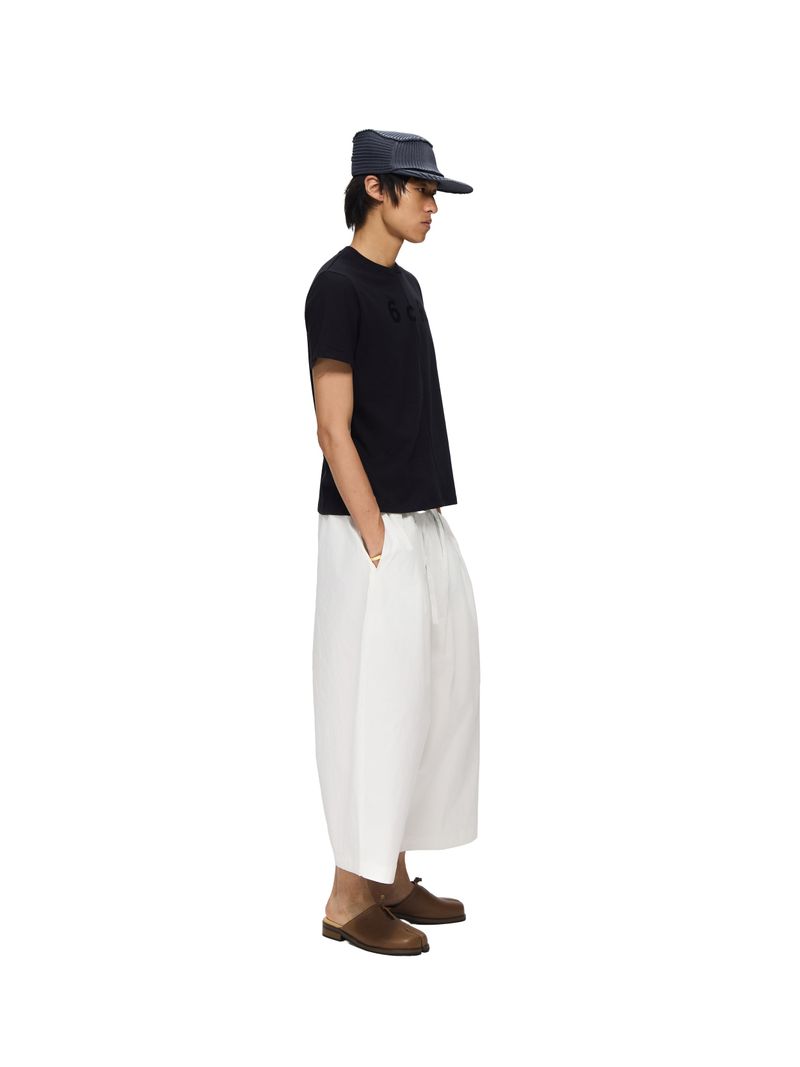 6CRAYON ブラックボックスフィットTシャツ オフネック フロックプリント