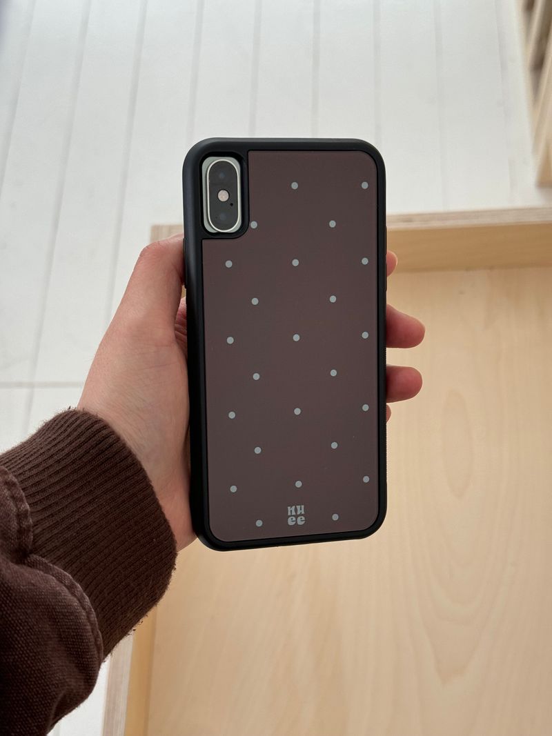brown dot case 