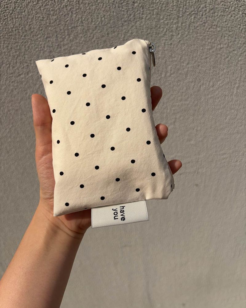 Baby dot flat pouch - ivory , S size
