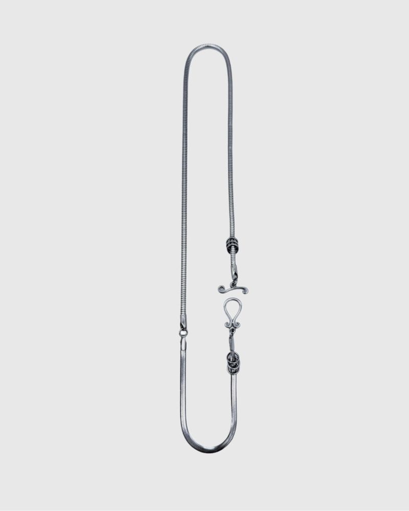 Flat round necklace