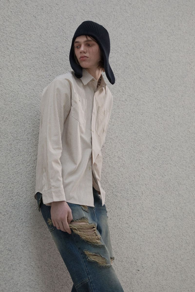 Lettering sleeve striped shirt - Beige