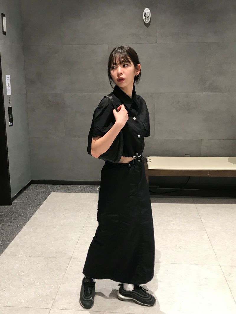 Sandy nylon set up skirt