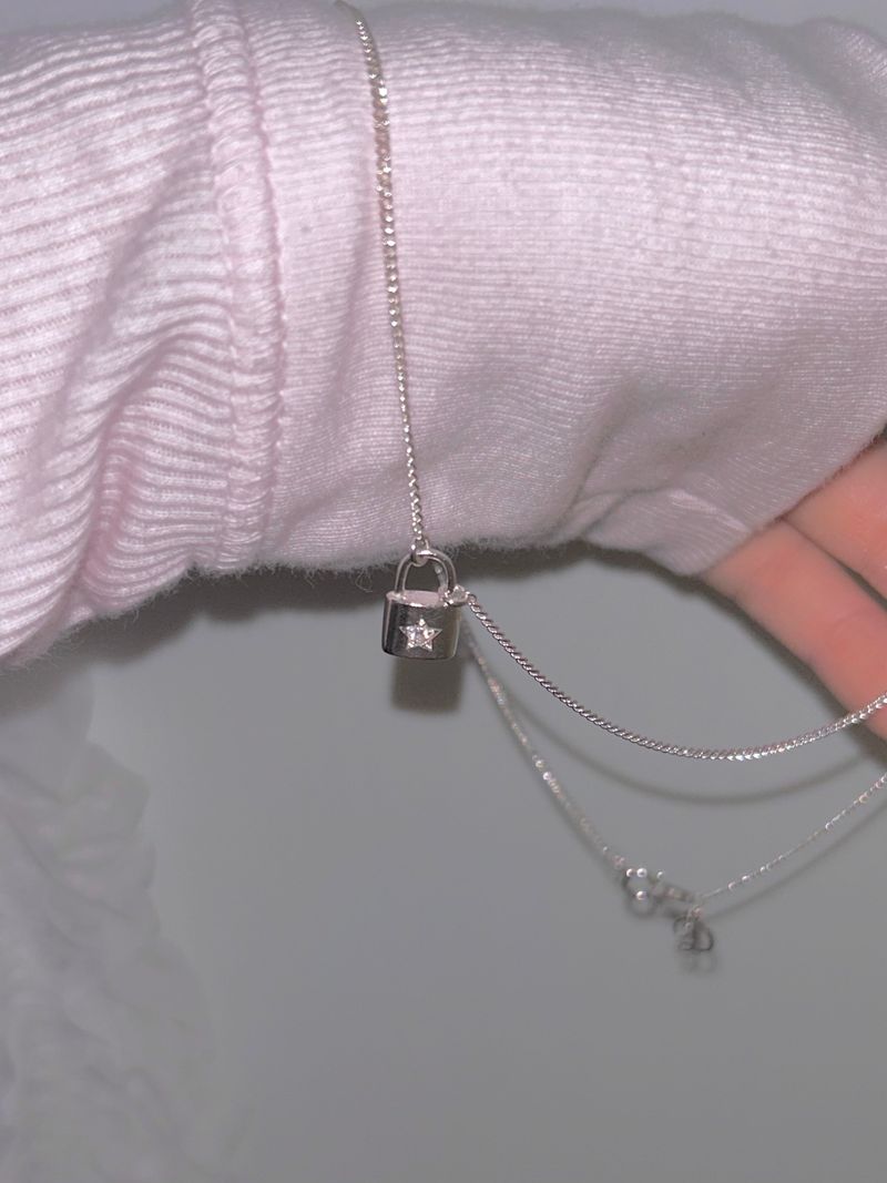 DANI（ダニ）の「Silent Star Lock（Accessories）」