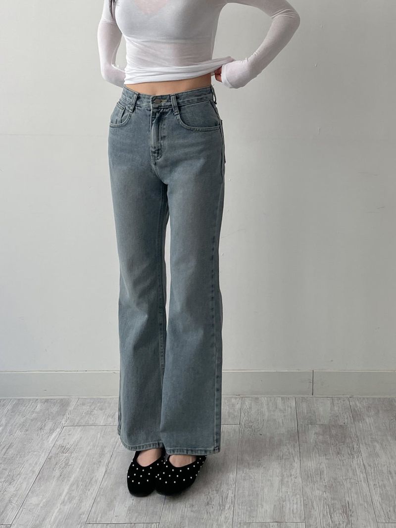 INCHANT ME（インチャントミー）の「009 Teen Blue Semi Bootcut Denim Pants（Pants）」