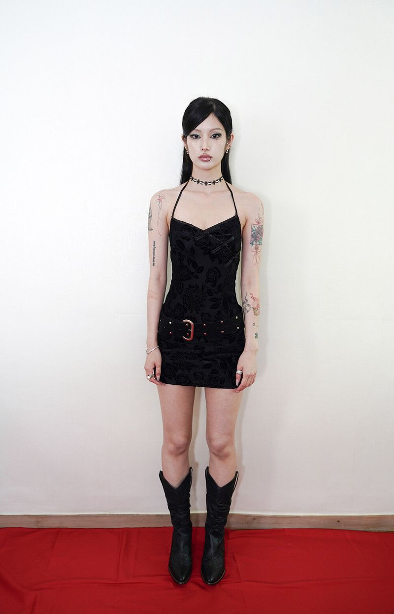 Me愛 - Mowol (暮月) choker (Black/White)