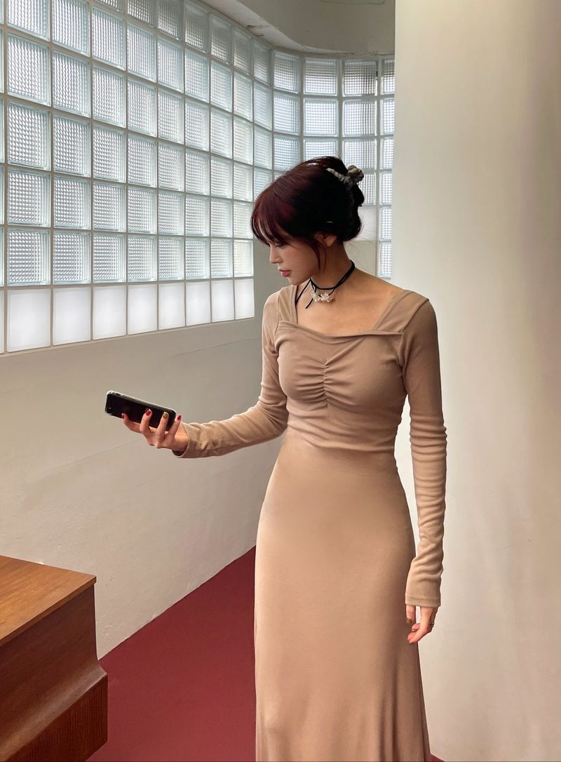 Tulip Shirring Long Dress