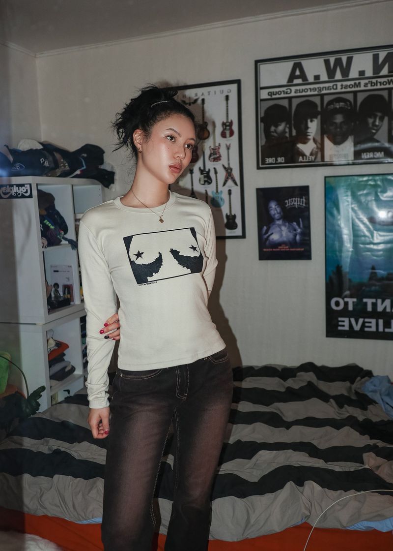 TITS LONGSLEEVE T-SHIRTS