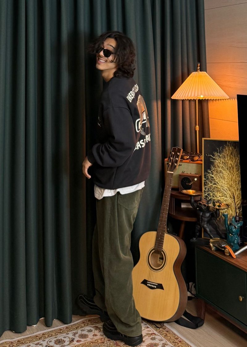 virstyle（ビルスタイル）の「Sloth Oversized Sweatshirt 3COLOR（Tops）」