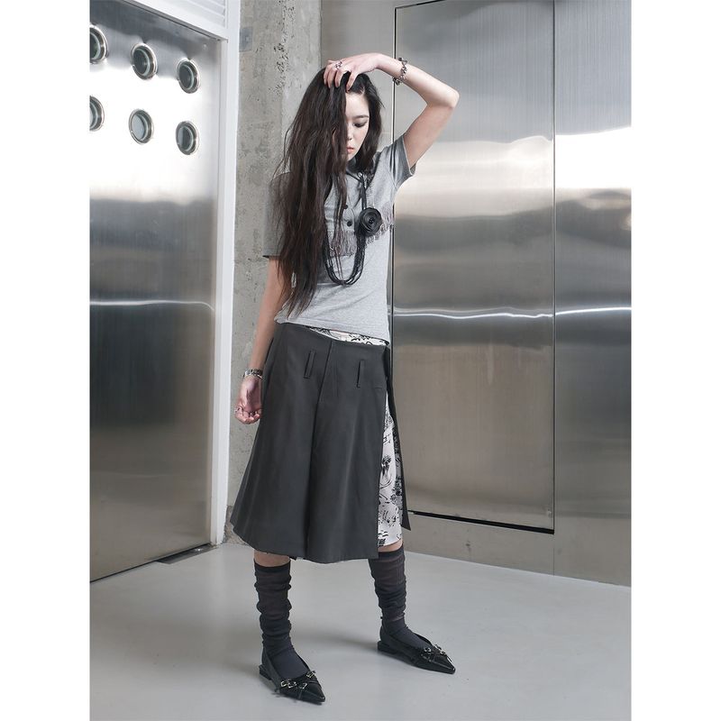 DRAWING ZIPPER SKIRT