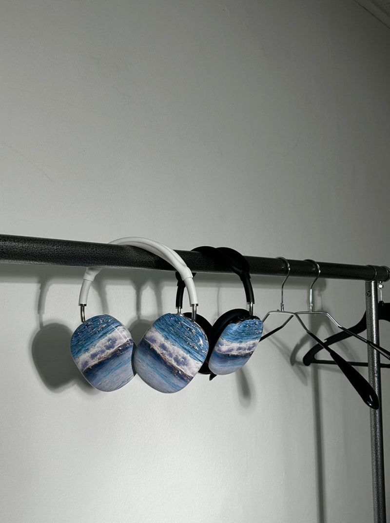 (glossy) AirPods Max Case Santa Monica Waves