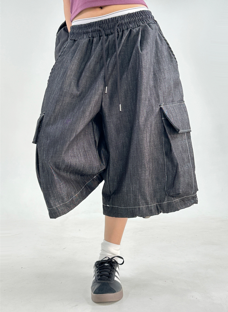 BLUE BERMUDA DENIM CARGO PANTS💙🖤 - 2 COLORS
