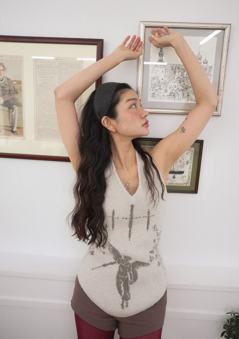 Angel Knitted Vest Oatmeal