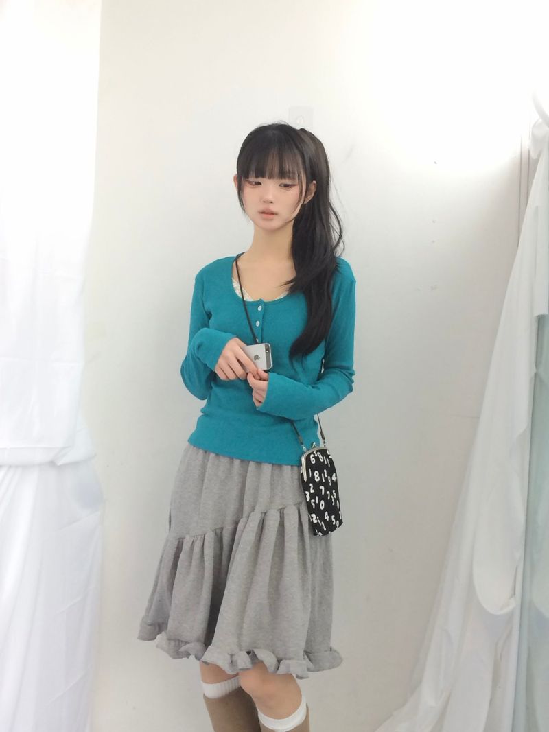 Flare cotton incision skirt