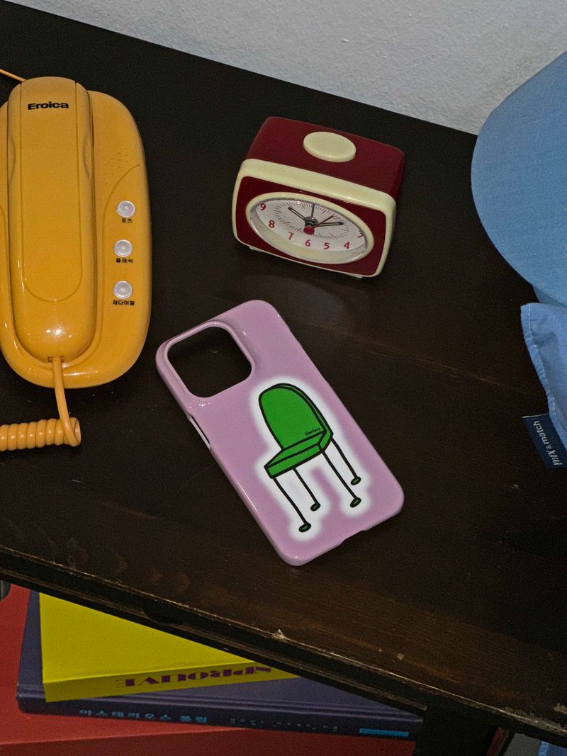 phone case 20. GREEN CHAIR