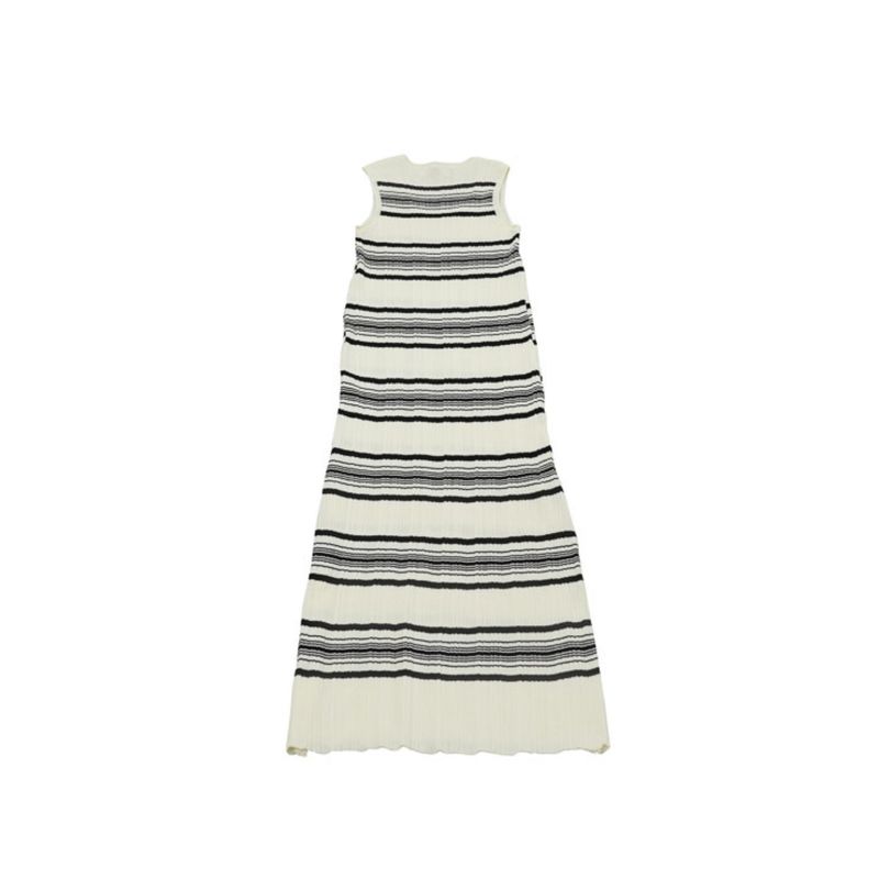 border knit one-piece