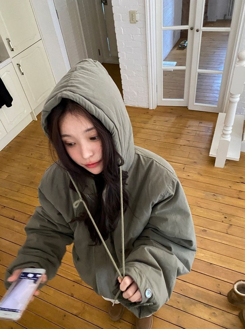Toast Hood Over Wellon Padded Jumper (2color)