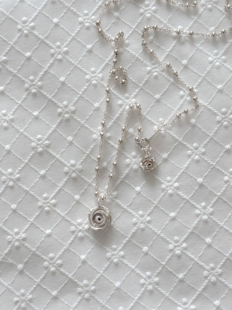 PAIR OF LOVE（ペアオブラブ）の「[MADE]ANGEL ROSE ROSE NECKLACE（Accessories）」