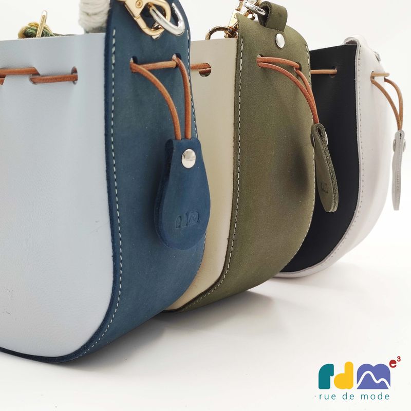 Color-blocking Genuine Leather Drawstring Bag