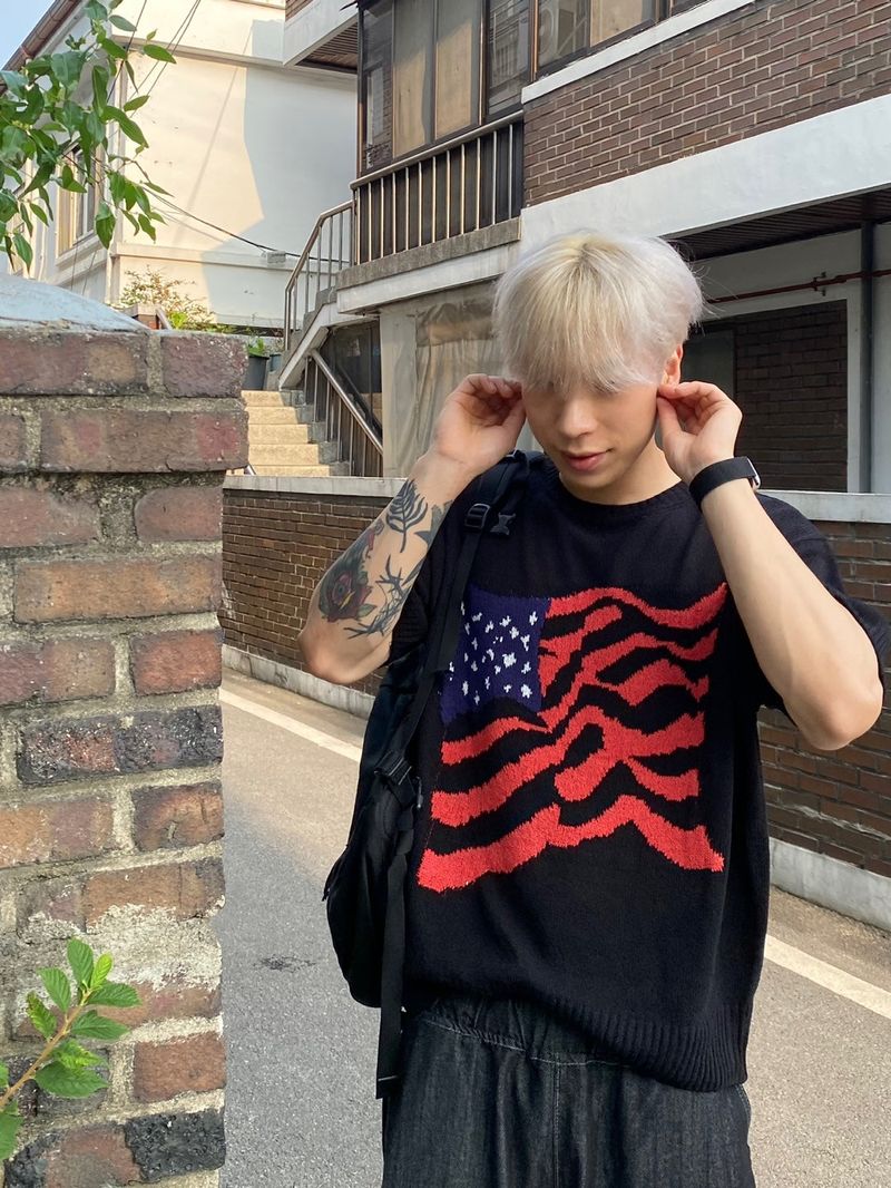 USA Round short sleeve knit 3