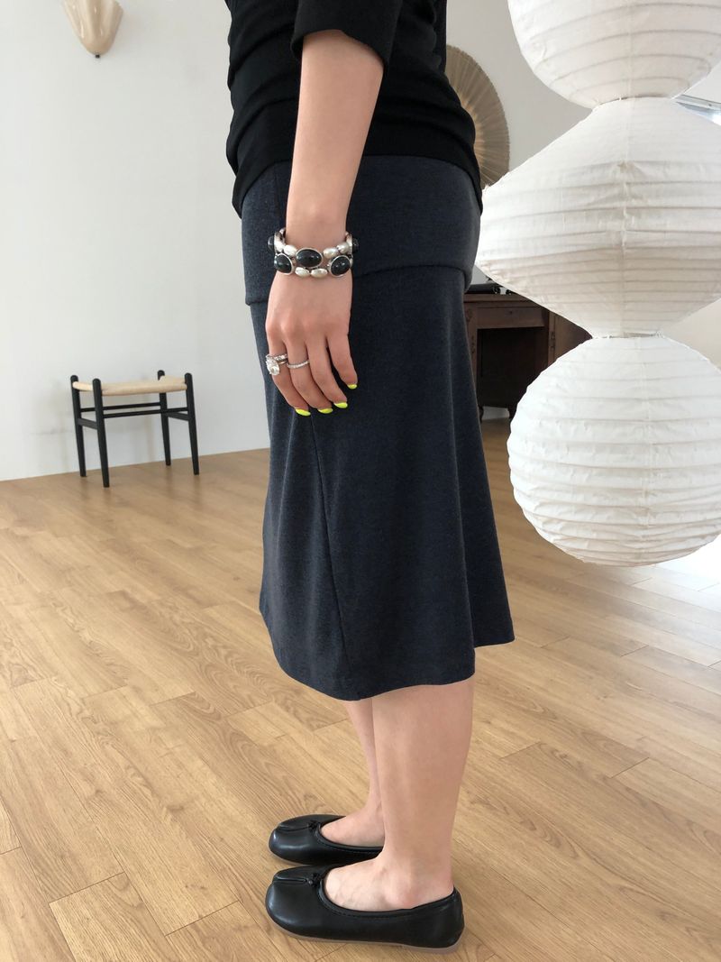 FOLD MIDI SKIRT