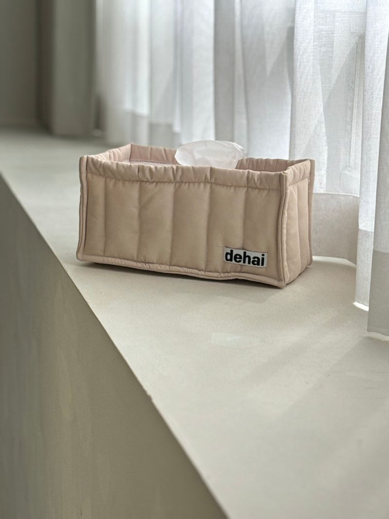 Vivid Tissue Basket
