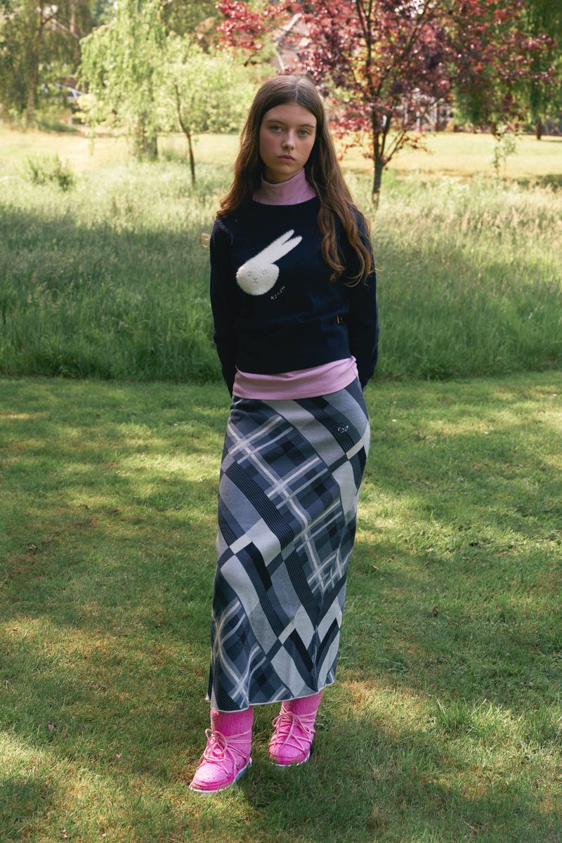 WITTY BUNNY FACE POINT KNIT [DARK NAVY]