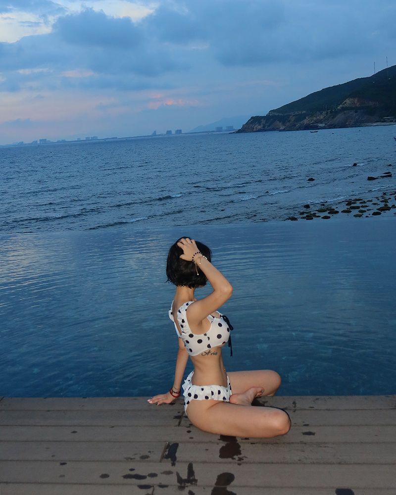 Dot ribbon dot frill bikini