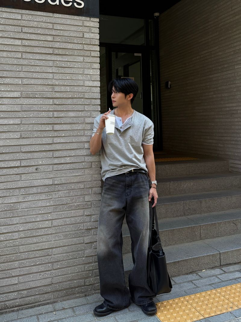 Thorpe layered henley neck short sleeve