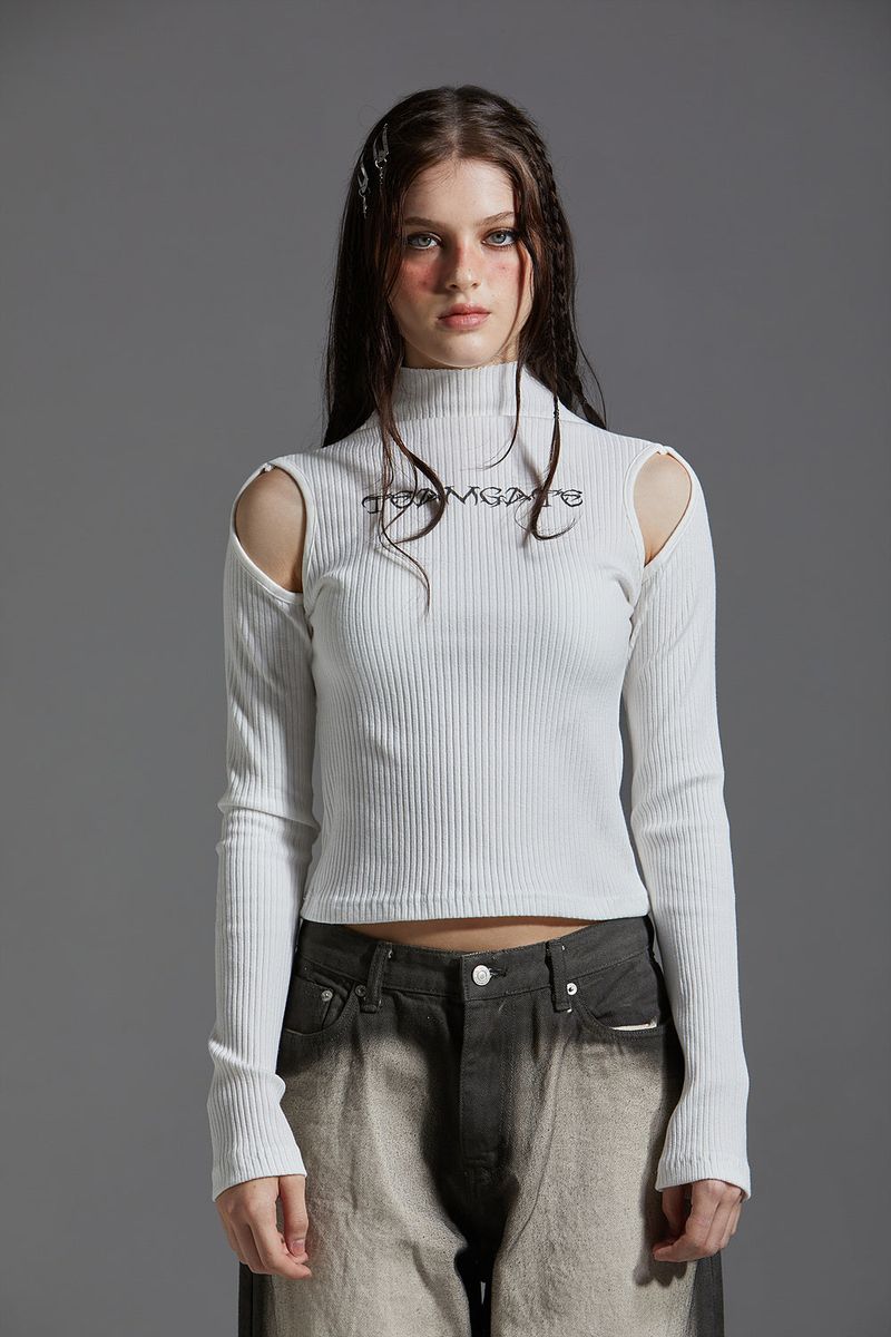 GATELESS（ゲートレス）の「VERA SLIT T-SHIRT（Tops）」