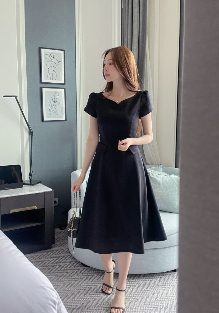 Sebit Heart-Neck Tulip Tweed Flared Long One Piece