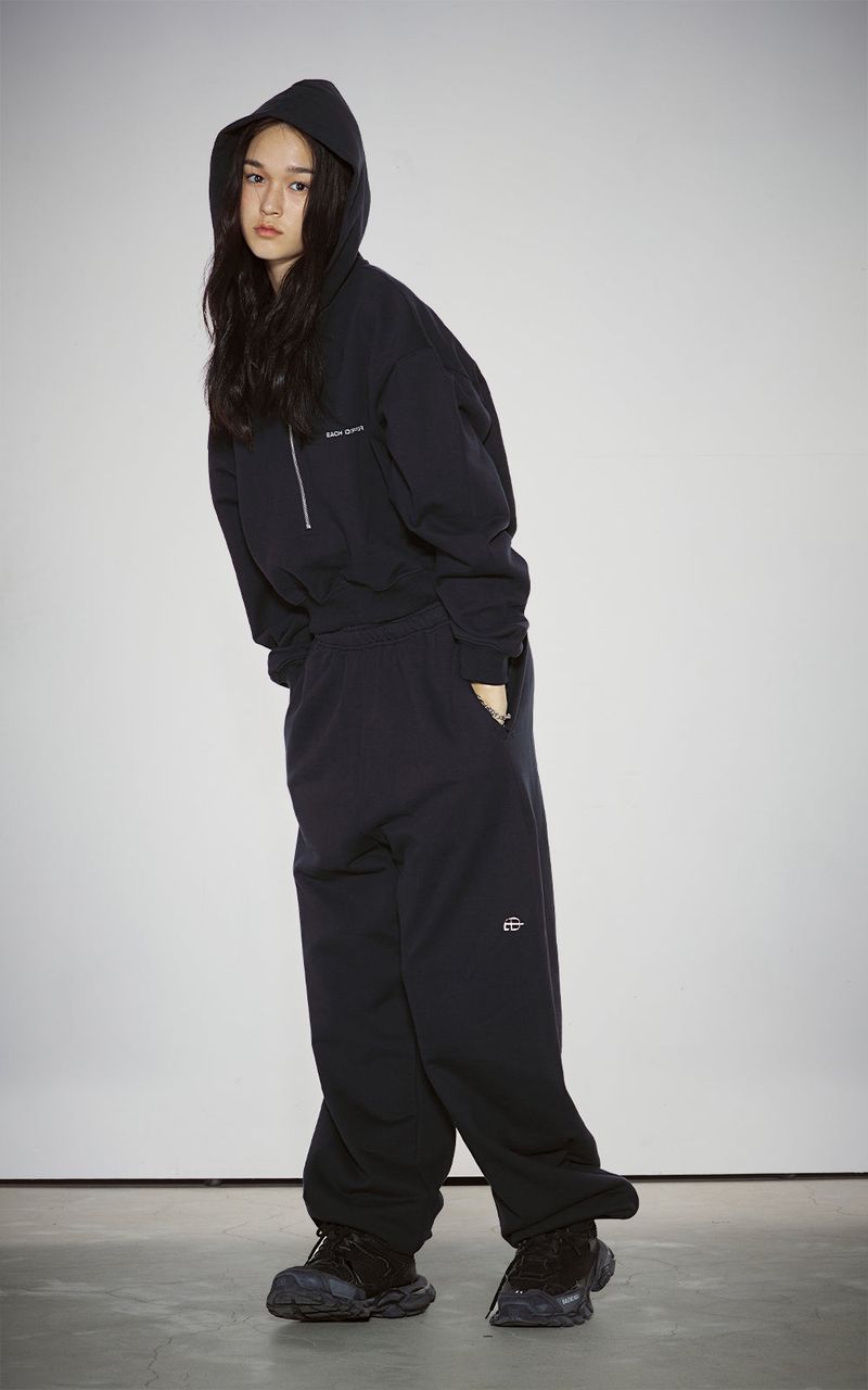 HAIF-ZIP HOODIE (CROP)_NAVY