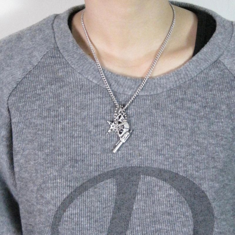 tagon necklace