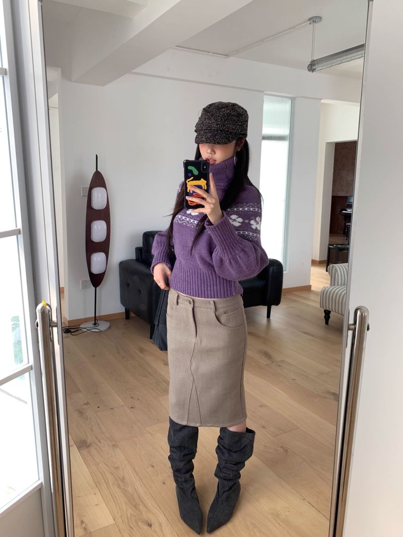 dereborujo（ドレボルゾー）の「Moai Beige Midi Skirt（Skirts）」