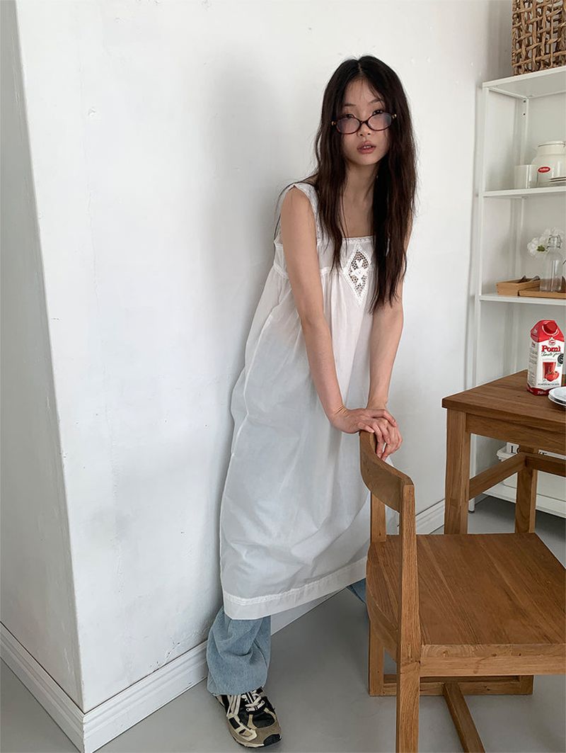 KIKO LACE DRESS (2C)
