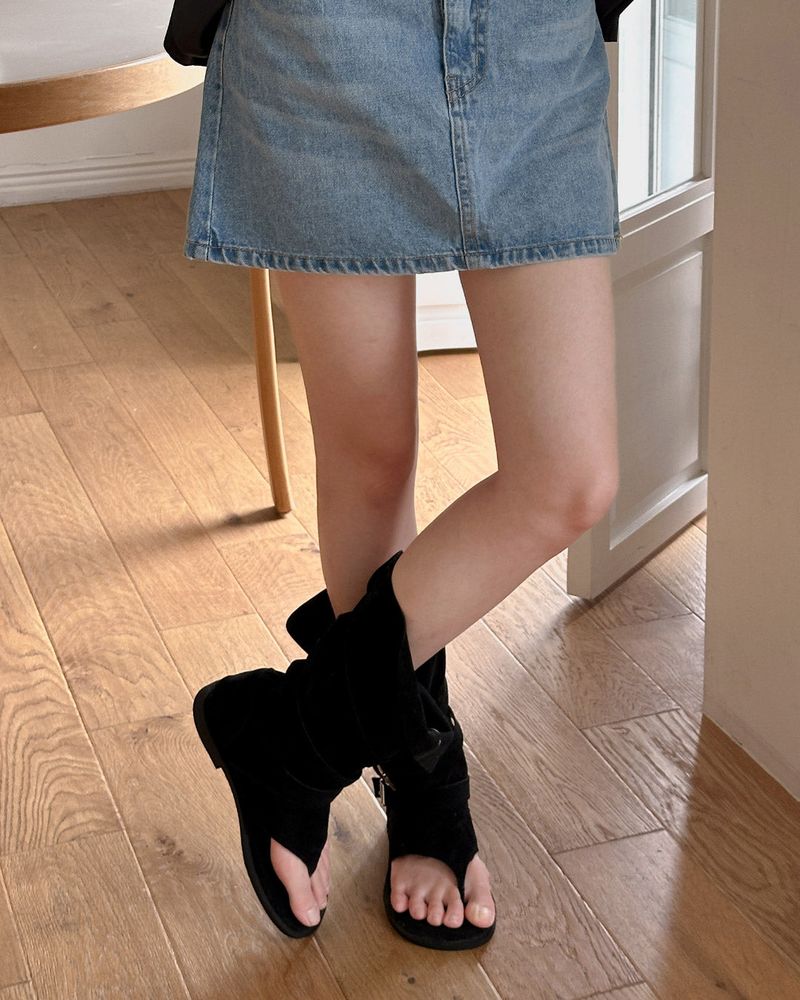 Laviss open-toed long boots