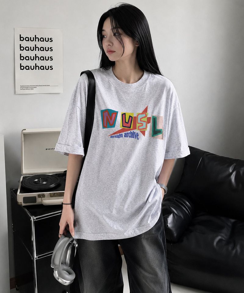 ゴールドフォントオーバーフィットTシャツ - 4COLOR