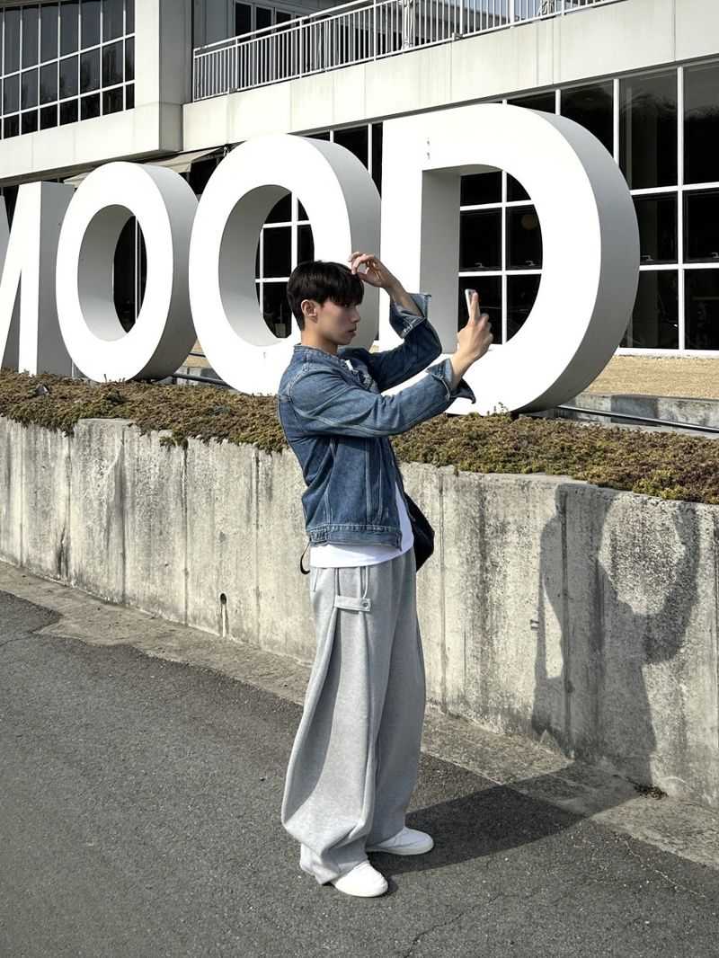 ONE SIDE SNAP BUTTON SWEAT PANTS
