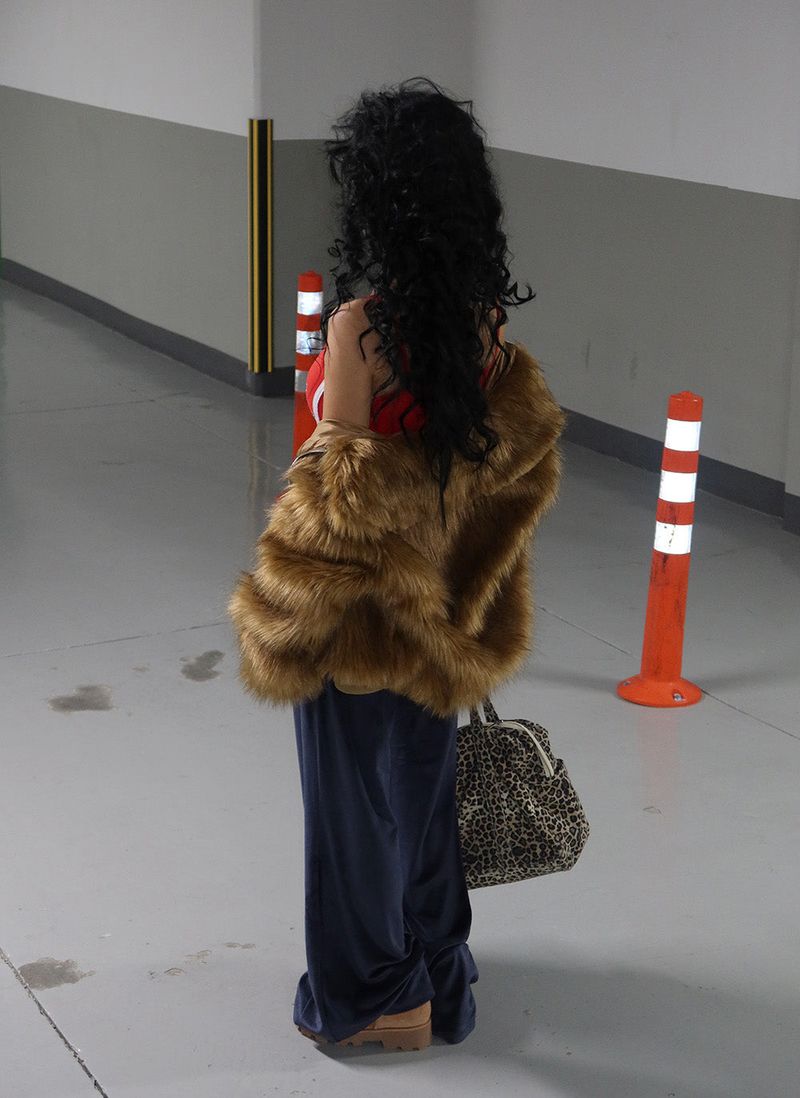 Velvet Coloring Sweats Wide Pants