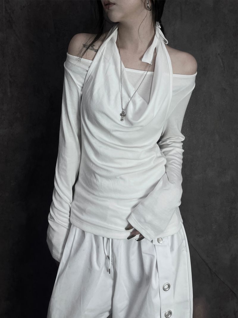 URBAN UNIQUE(アーバンユニーク)の「soft drape halter long sleeve T (2color)(Tops)」