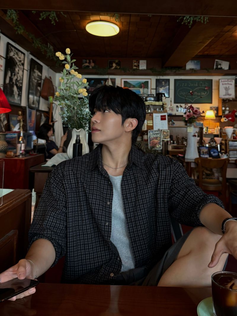 Roen checkered cropped shirt