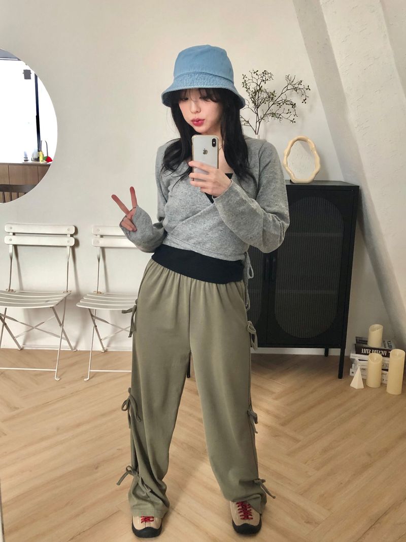 Berry berry bucket hat