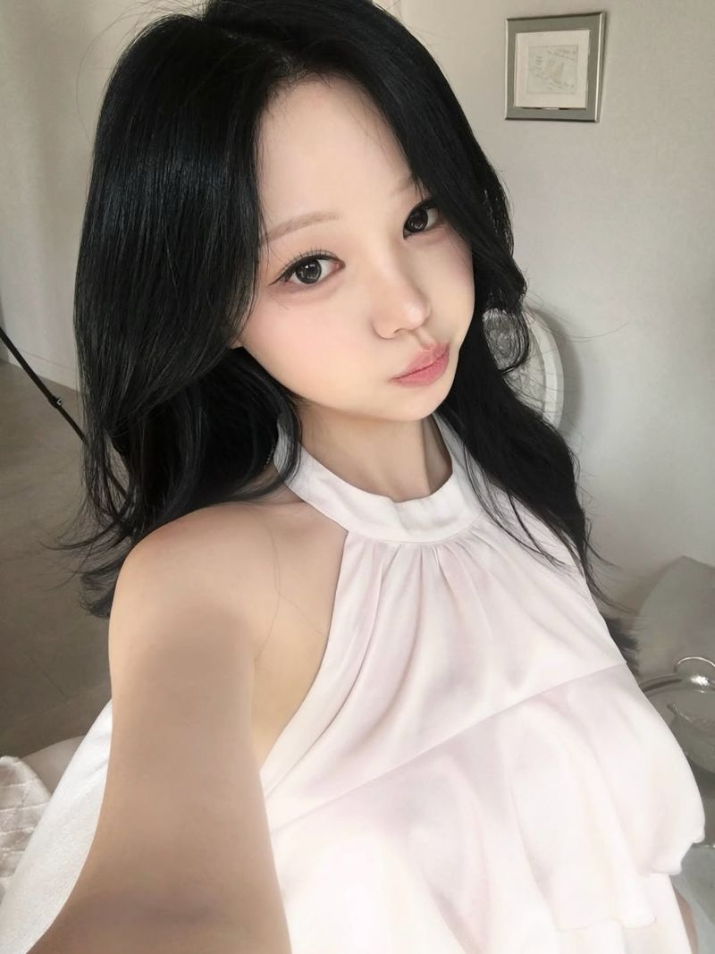 Kleesier（クリーシーア）の「Dear rosy chiffon halter blouse（Tops）」