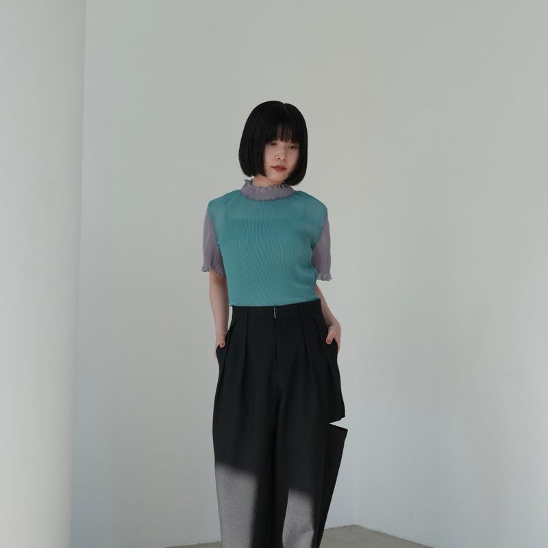 mellow pleats bicolor tops