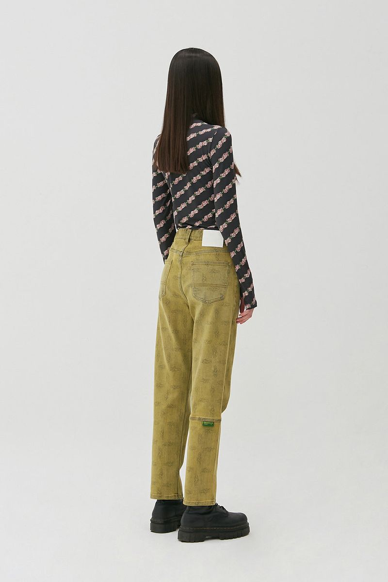 Flower Pattern Turtleneck_Black