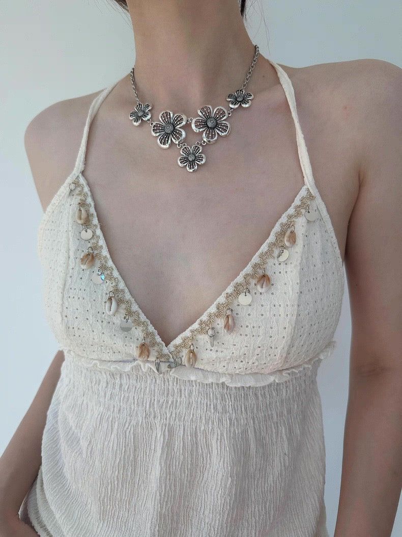 Five flowers necklace