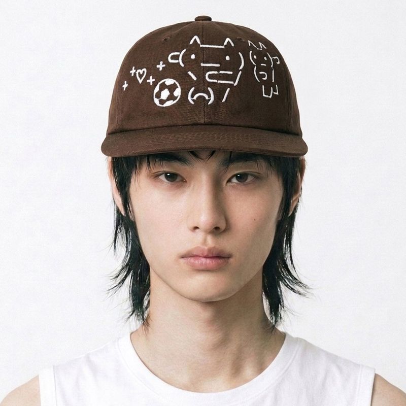 OTHER-worldly（アザーワールドリー）の「エモジキャップ [Brown Soccer Boy]（帽子）」